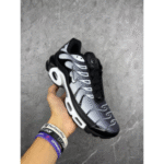 Nike Air Max TN Branco/Preto