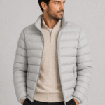 Jaqueta Puffer Masculina Leve Com Gola Alta e Bolsos