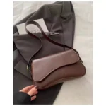 Bolsa Feminina Baguete de Ombro Marrom